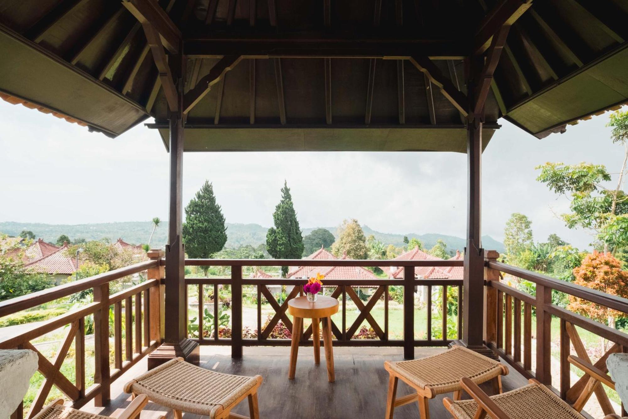 Girihill Farmhouse Munduk  Luaran gambar