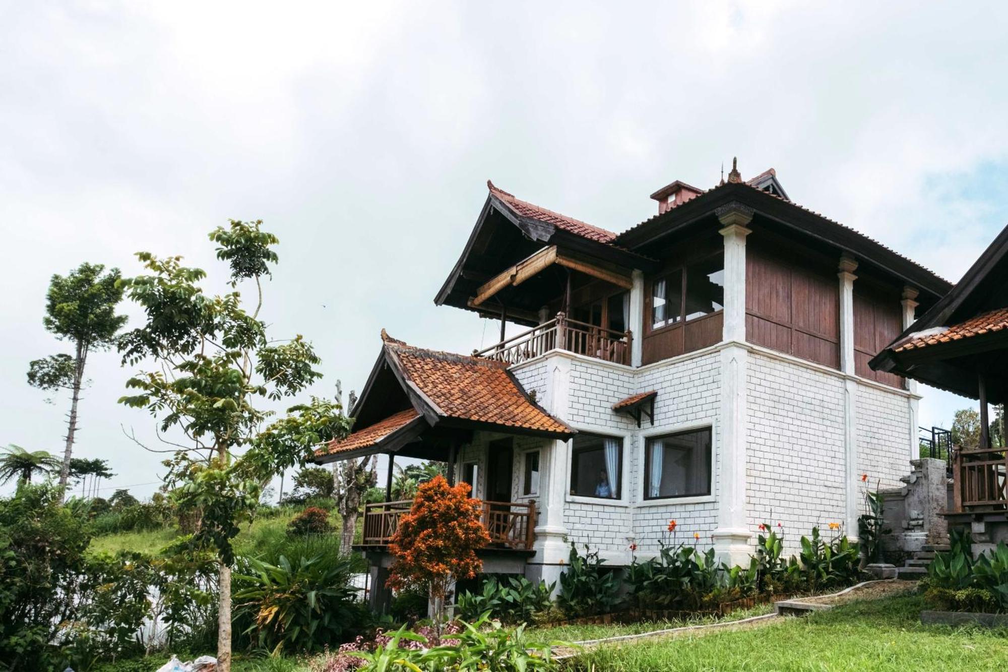 Girihill Farmhouse Munduk  Luaran gambar